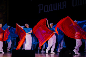 3 ноября во ДВОРЦЕ состоялся праздничный концерт «Народов много – Родина одна» - фото - 1