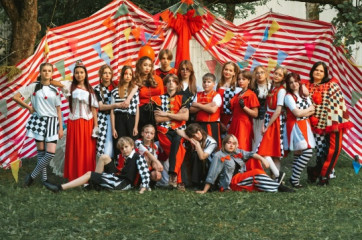 что ждет нас 29 августа в «Рыжий день" Уличный театр "Маска" спектакль «Хозяин ярмарки» - фото - 1